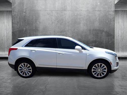 2017 Cadillac XT5 Platinum