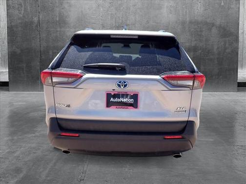 2023 Toyota RAV4 Hybrid XLE