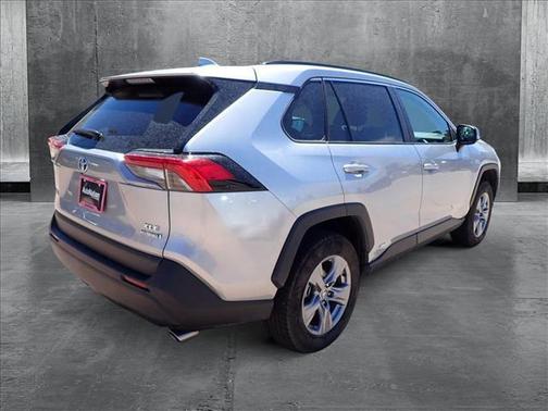 2023 Toyota RAV4 Hybrid XLE