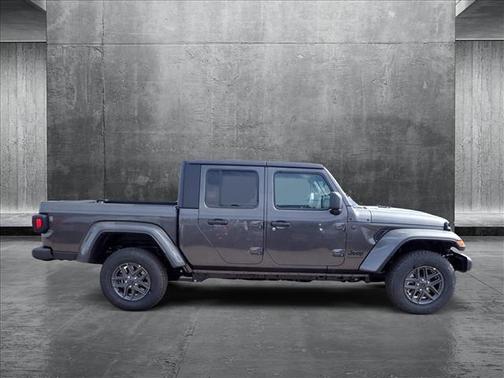 2025 Jeep Gladiator Sport S