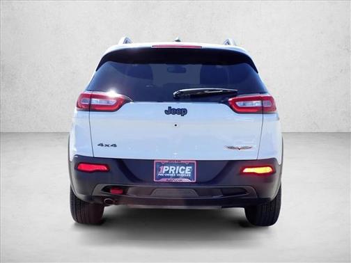 Bright White Clearcoat 2017 Jeep Cherokee Trailhawk