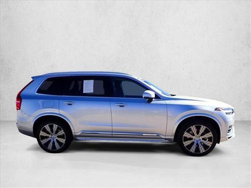2022 Volvo XC90 Recharge Plug-In Hybrid T8 Inscription Expression 6 Passenger