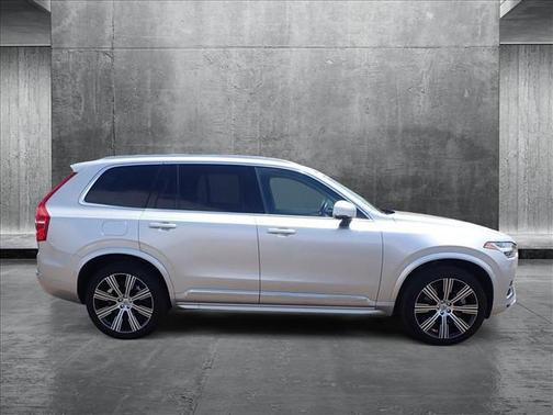 2022 Volvo XC90 Recharge Plug-In Hybrid T8 Inscription Expression 6 Passenger