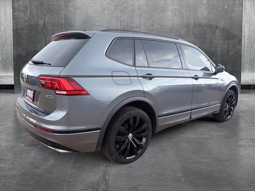 2020 Volkswagen Tiguan 2.0T SE R-Line Black 4MOTION