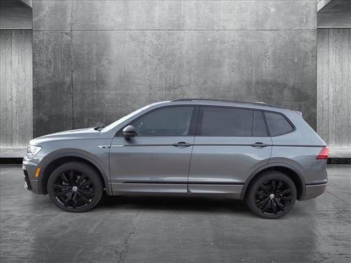 2020 Volkswagen Tiguan 2.0T SE R-Line Black 4MOTION