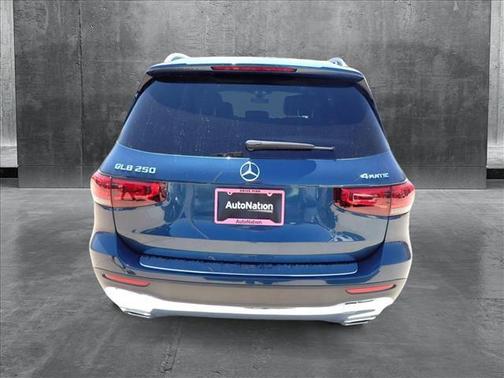 2022 Mercedes-Benz GLB 250 4MATIC