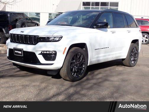 2025 Jeep Grand Cherokee Summit
