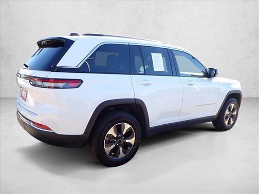 2022 Jeep Grand Cherokee 4xe Base