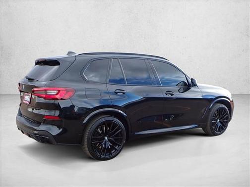 2021 BMW X5 M50i