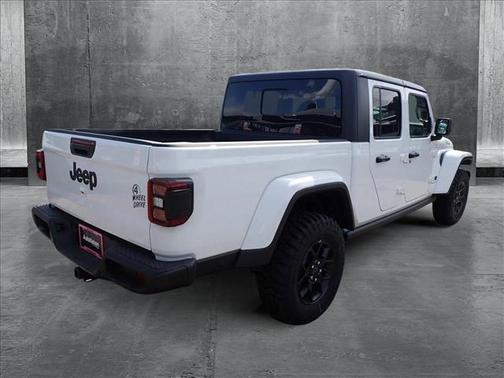 2025 Jeep Gladiator Willys