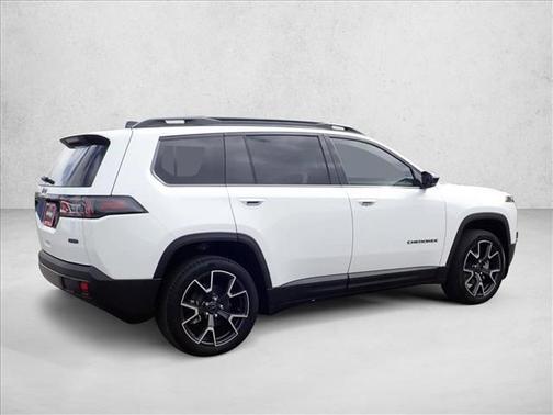2026 Jeep Cherokee Overland