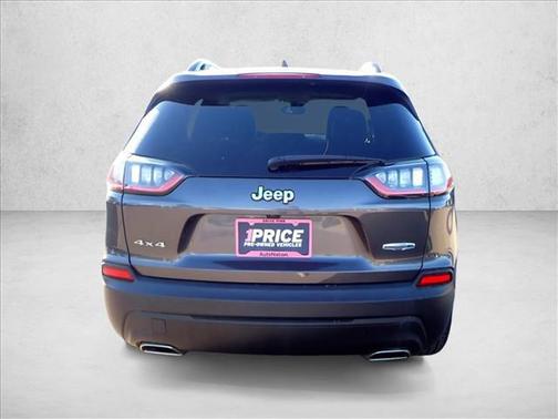 2022 Jeep Cherokee Latitude Lux
