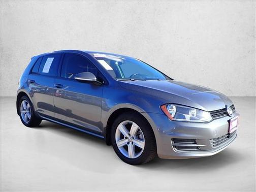 2017 Volkswagen Golf TSI Wolfsburg Edition 4-Door