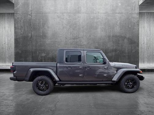 2025 Jeep Gladiator Willys