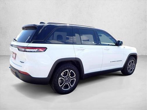 2023 Jeep Grand Cherokee 4xe Trailhawk
