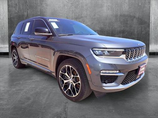 2022 Jeep Grand Cherokee Summit