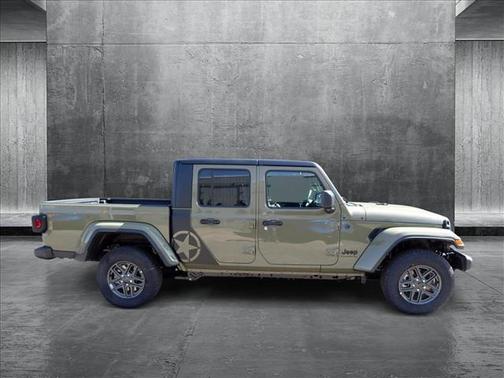 2025 Jeep Gladiator Sport S