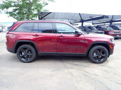 2025 Jeep Grand Cherokee Limited X