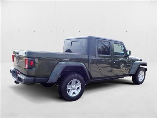 2022 Jeep Gladiator Sport S