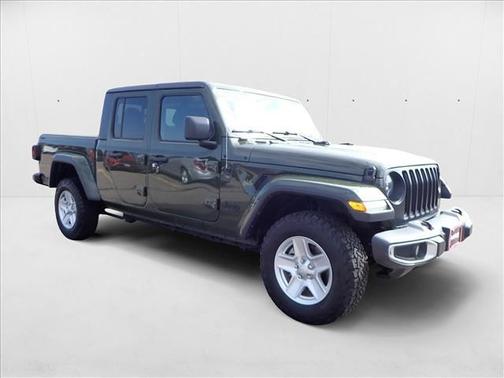 2022 Jeep Gladiator Sport S