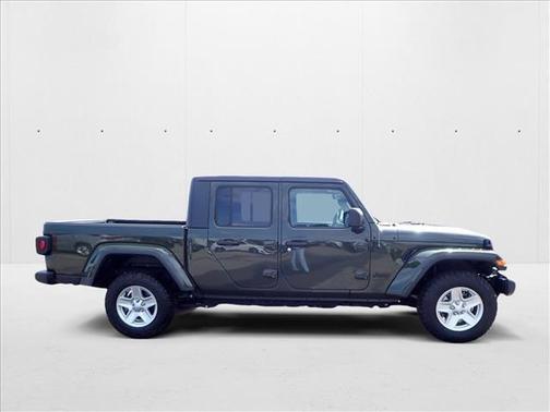 2022 Jeep Gladiator Sport S
