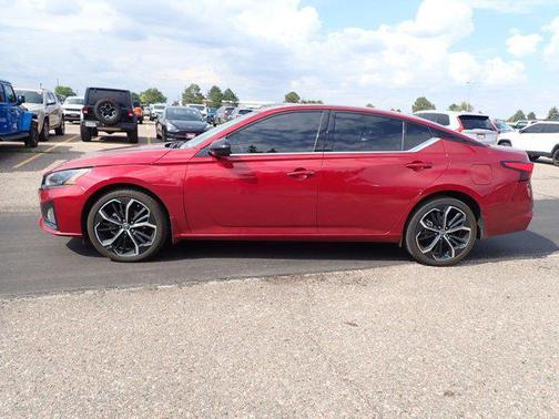 2023 Nissan Altima SR Intelligent AWD