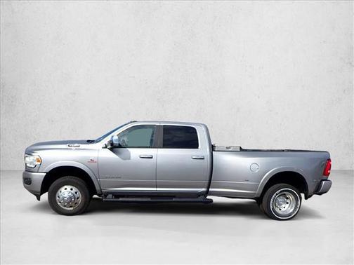 2021 RAM 3500 Laramie Crew Cab 4x4 8' Box