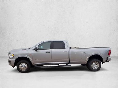 2021 RAM 3500 Laramie Crew Cab 4x4 8' Box
