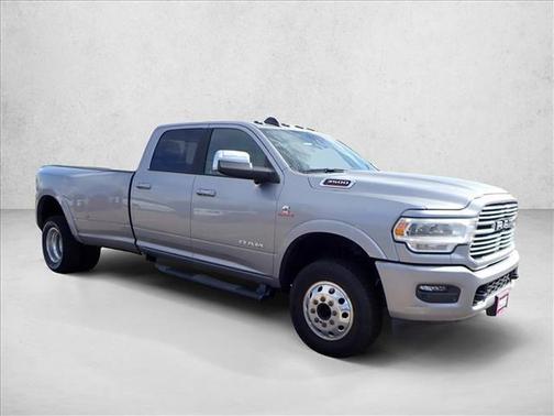 2021 RAM 3500 Laramie Crew Cab 4x4 8' Box