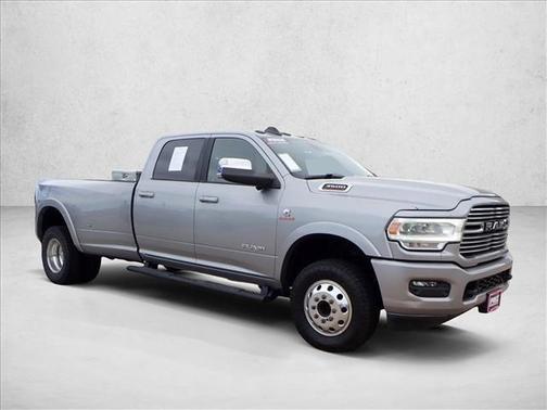 2021 RAM 3500 Laramie Crew Cab 4x4 8' Box