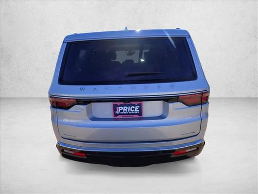 2022 Jeep Wagoneer Series II 4x4