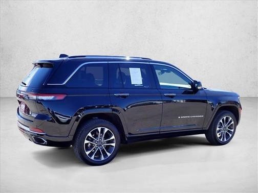2023 Jeep Grand Cherokee Overland