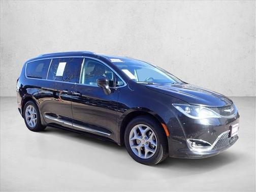 2019 Chrysler Pacifica Touring-L Plus
