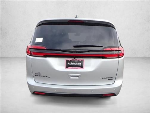 2026 Chrysler Pacifica Limited