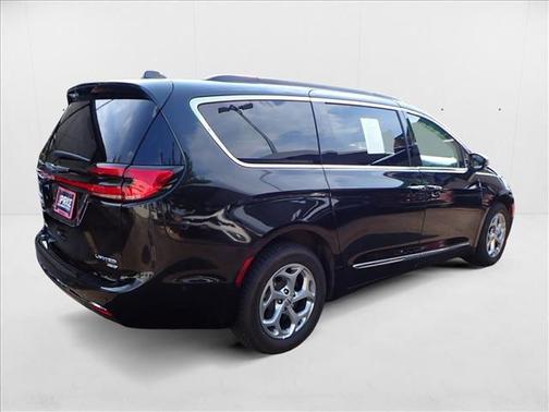 2022 Chrysler Pacifica Limited