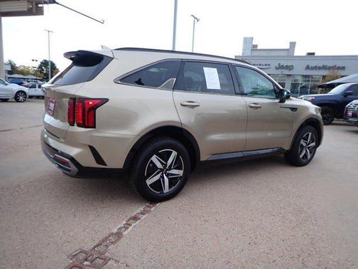 2021 Kia Sorento S