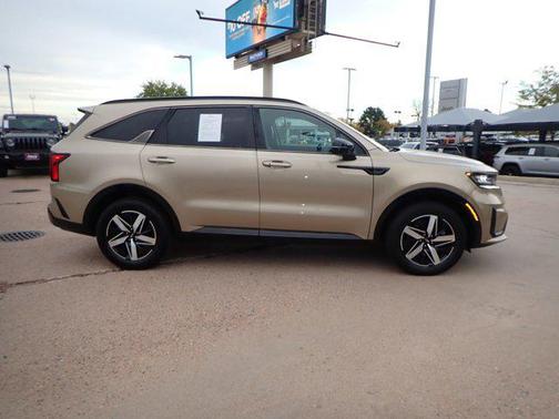 2021 Kia Sorento S