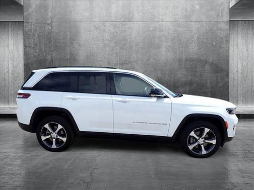 2022 Jeep Grand Cherokee 4xe Base