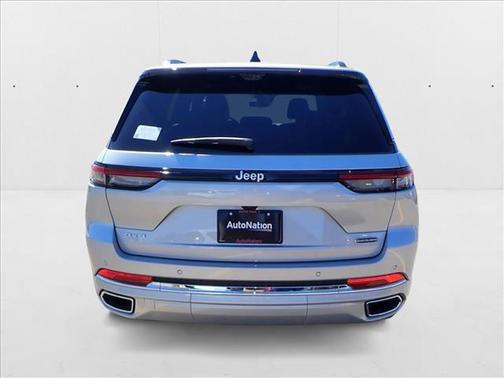 2025 Jeep Grand Cherokee Overland
