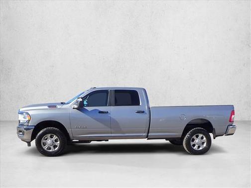 2023 RAM 2500 Big Horn Crew Cab 4x4 8' Box