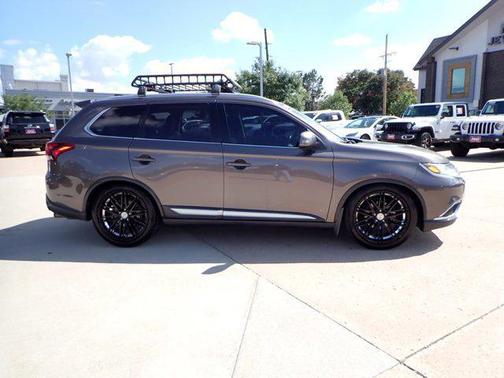 2017 Mitsubishi Outlander SEL