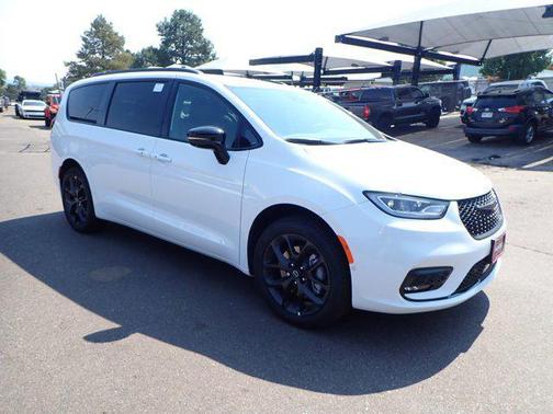 2026 Chrysler Pacifica Limited