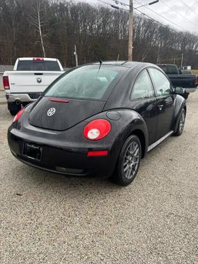 2010 Volkswagen New Beetle 2.5L