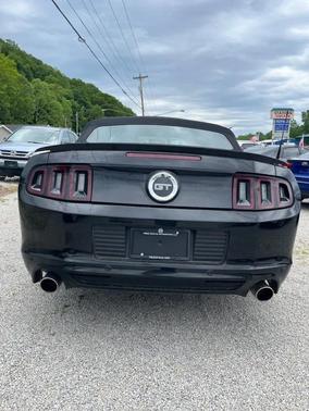 2013 Ford Mustang GT Premium
