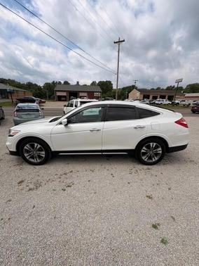 White 2015 Honda Crosstour EX-L