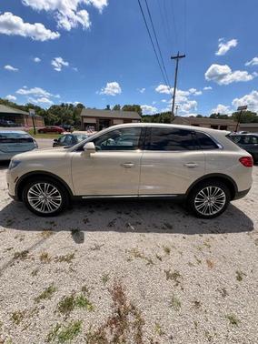 Platinum Dune Metallic Tri-Coat 2016 Lincoln MKX Reserve