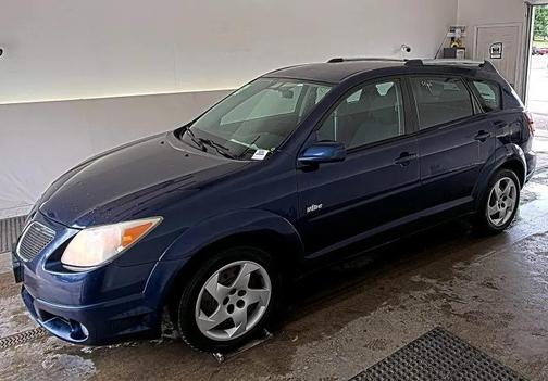 Blue 2005 Pontiac Vibe Base