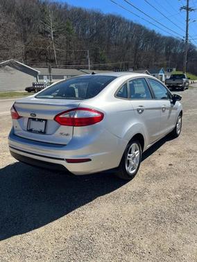 2017 Ford Fiesta SE