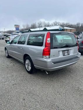 2005 Volvo V70 2.4
