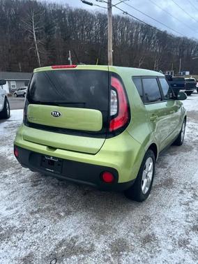 2017 Kia Soul Base